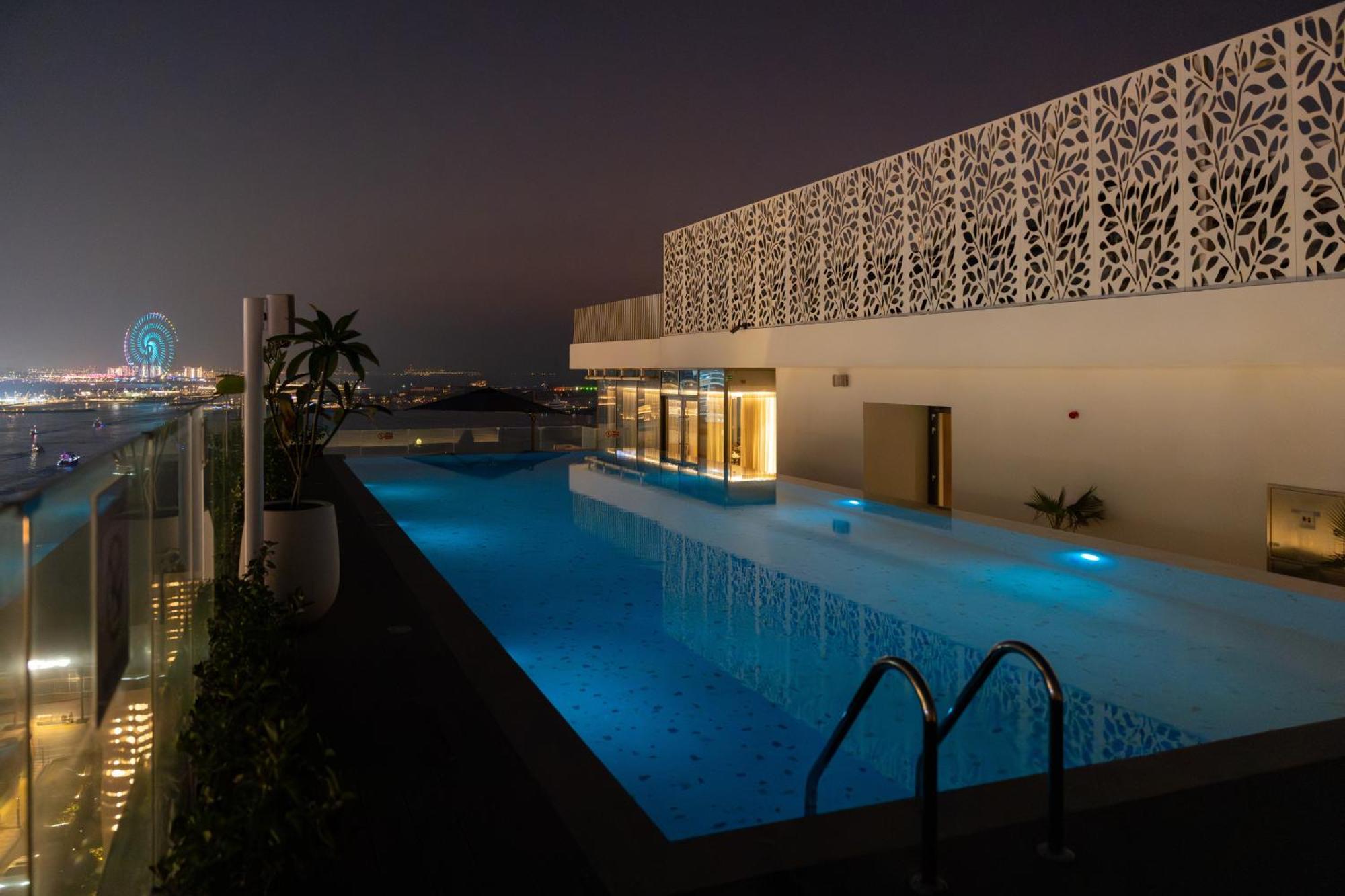Tumbi West Palm Beach Hotel Dubai,Tapestry Collection Hilton Exterior foto