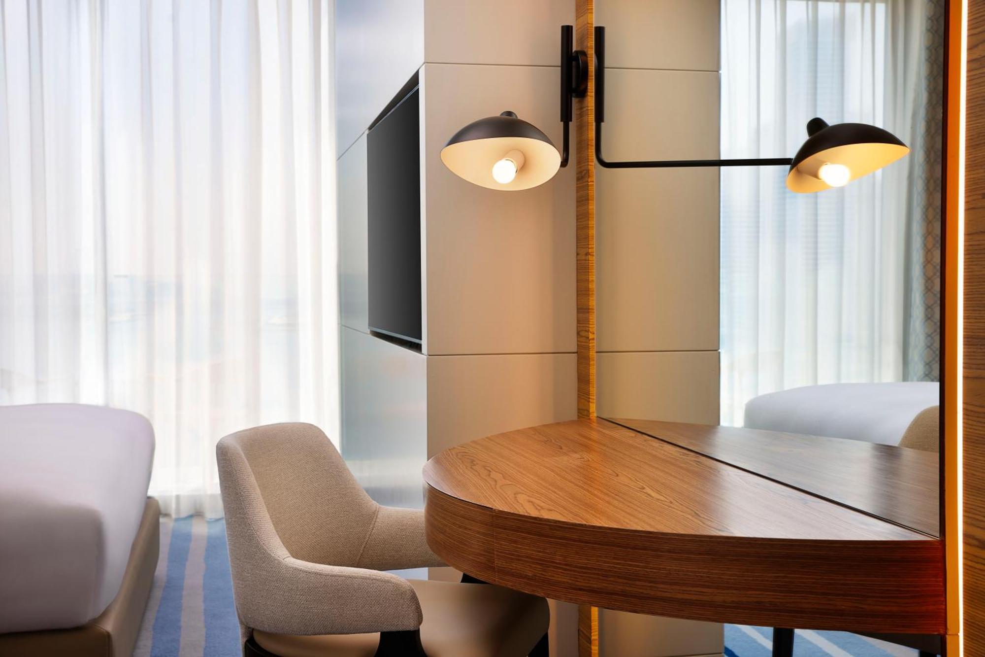 Tumbi West Palm Beach Hotel Dubai,Tapestry Collection Hilton Exterior foto