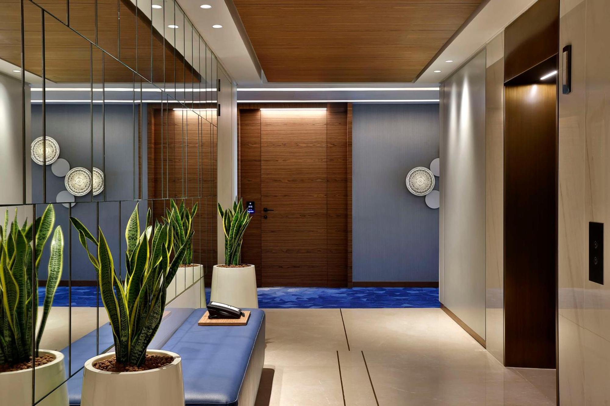 Tumbi West Palm Beach Hotel Dubai,Tapestry Collection Hilton Exterior foto